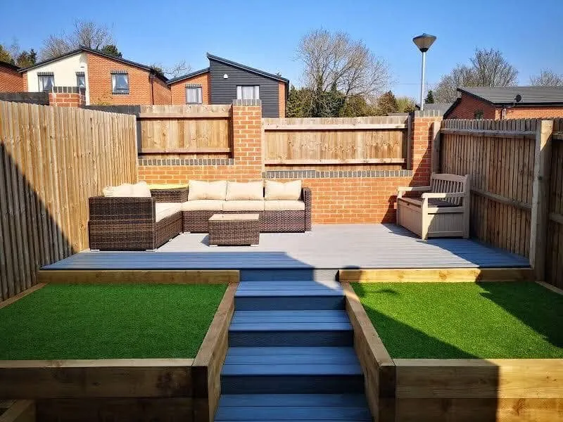 Gardens, decking and patios: JJC project photo
